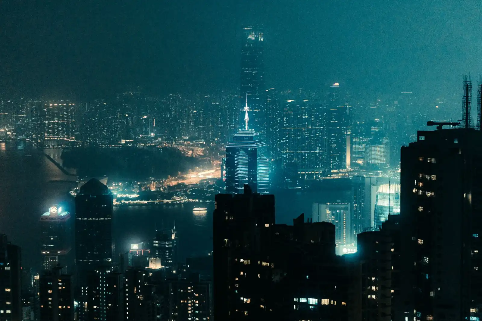 仓储配送方案对比：中小型生产企业与商贸公司的差异化选择